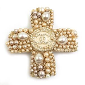 CHANEL Gold Pearl Brooch